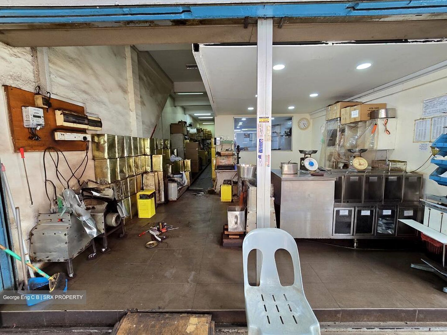 Sims Avenue (D14), Shop House #496676901